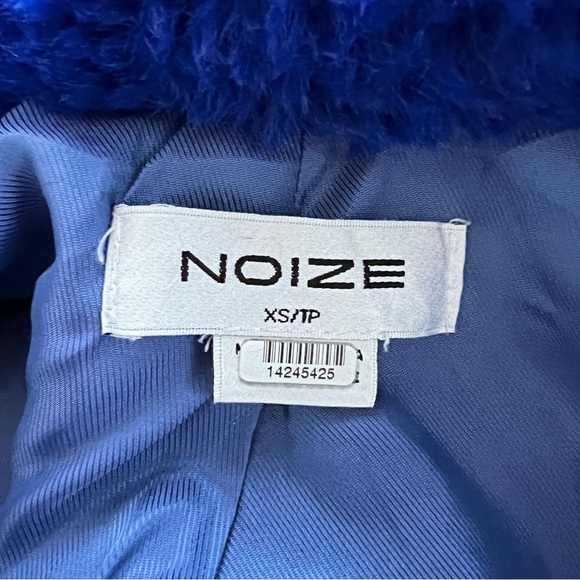 Noize Faux Fur Sapphire Coat size XS - Picture 13 of 16